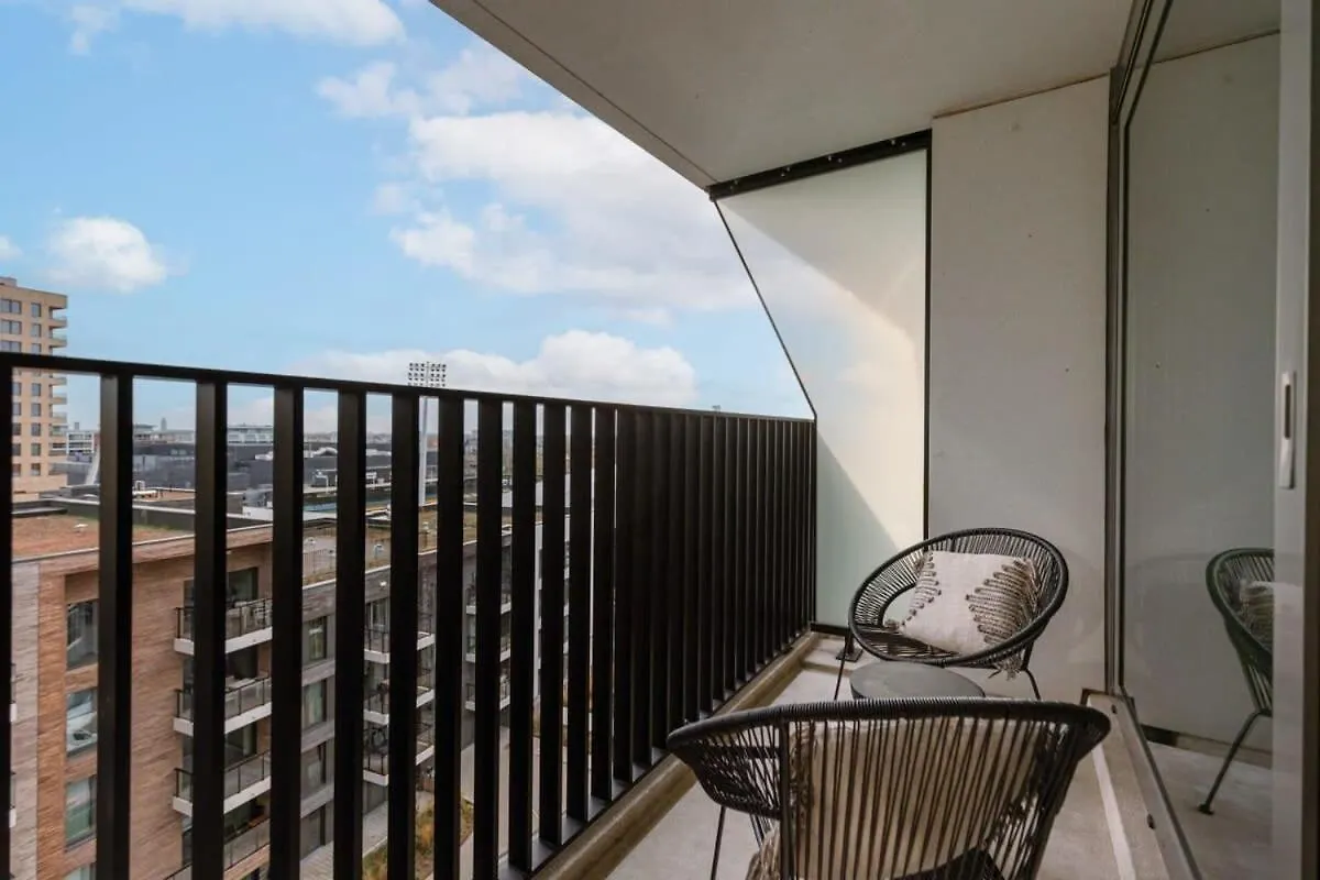 Huswell - Seaside Apartment With Shared Pool Ostende